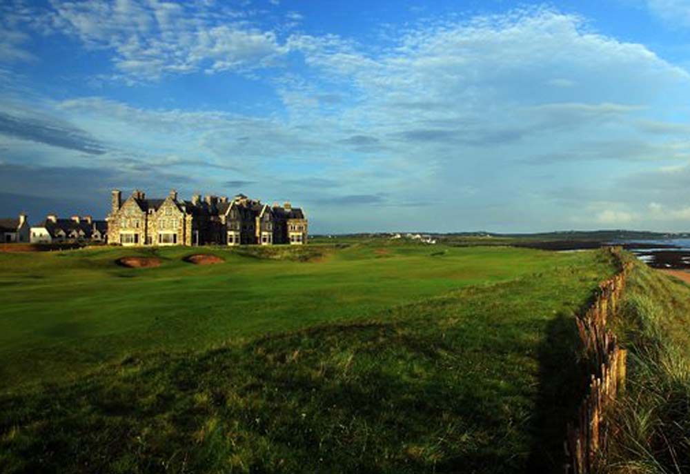 Donald Trump does €15m deal for Doonbeg golf resort