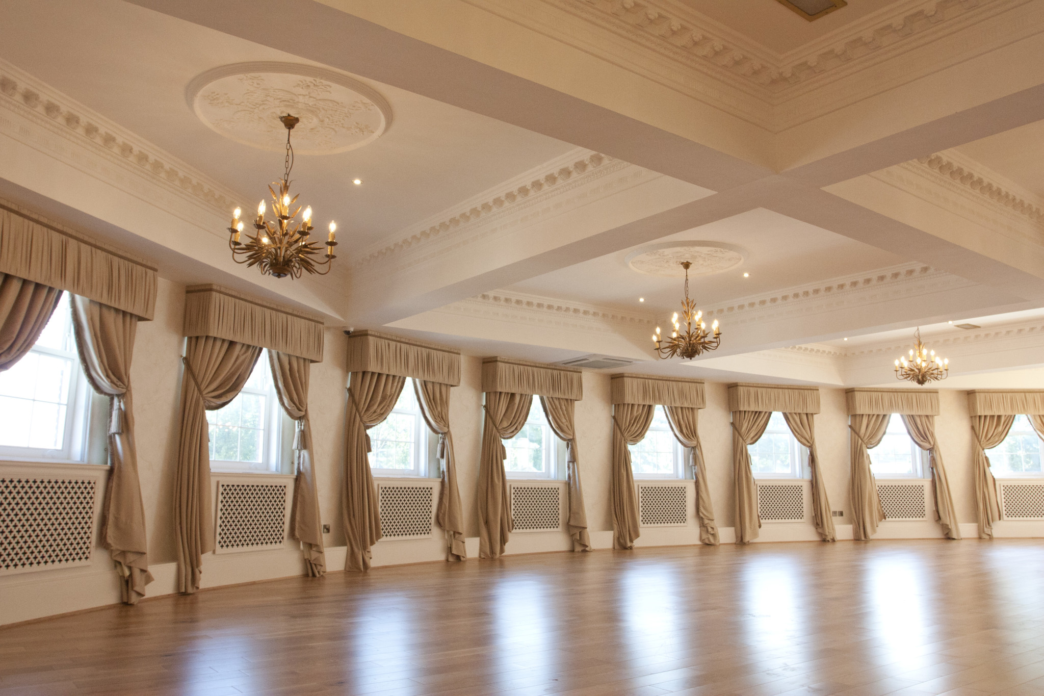 Notts boutique sees wedding demand soar as eager couples race up the aisle