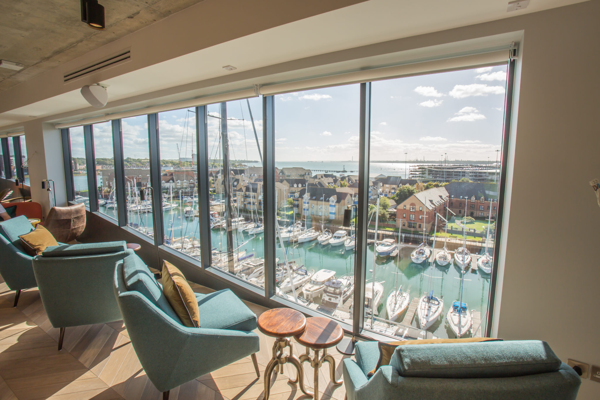 Harbour Hotel 5DM29899