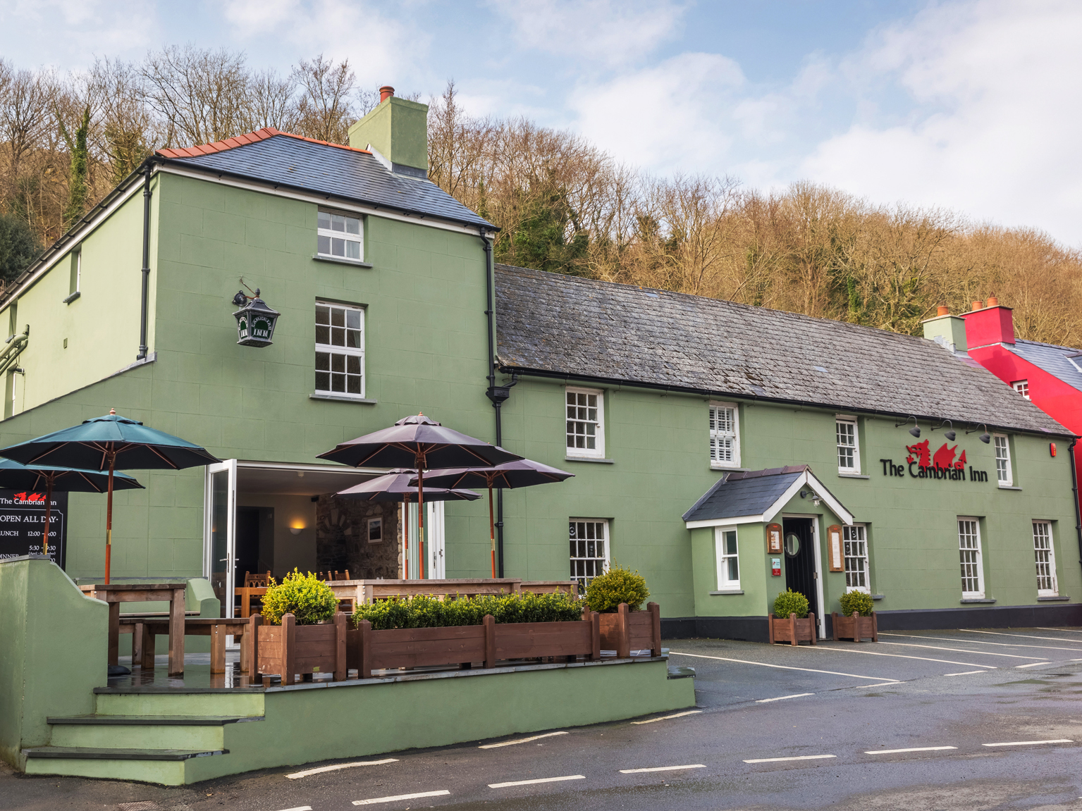 Popular Pembrokeshire hotel business on the hunt for new ownership