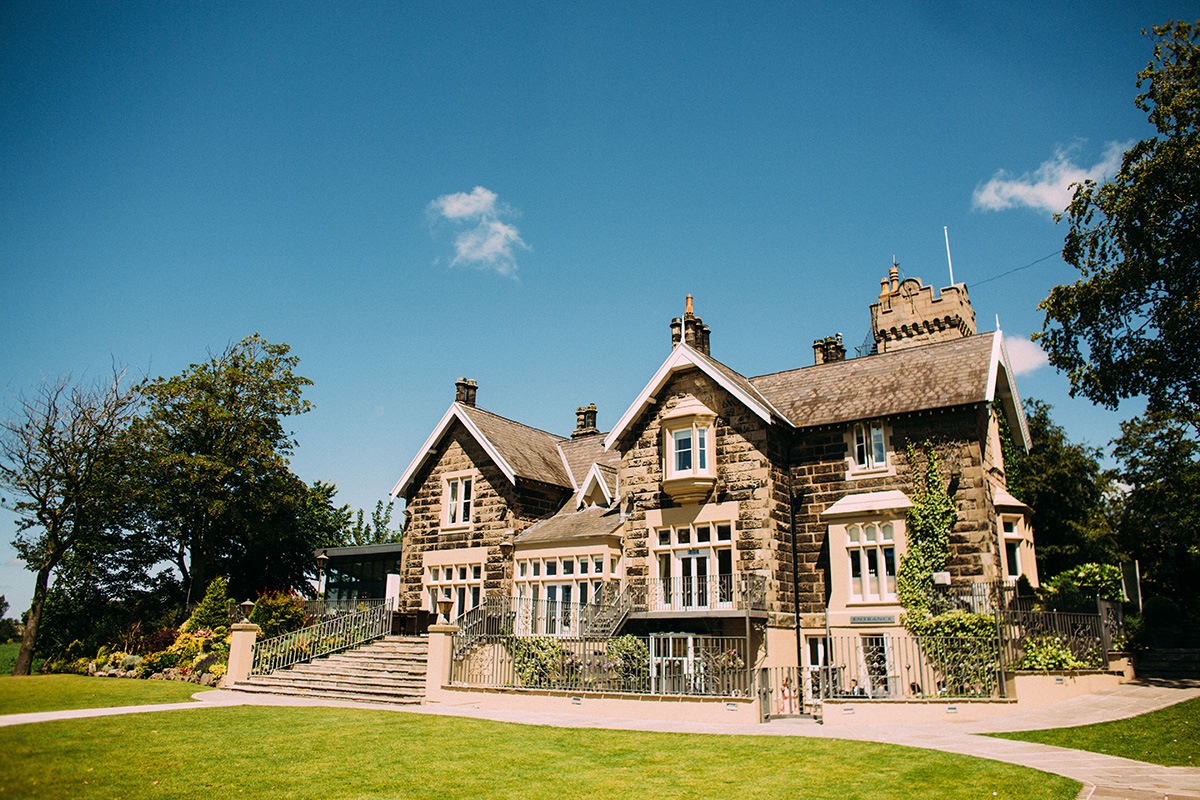 Lancashire wedding house | Beachweddingtips.com