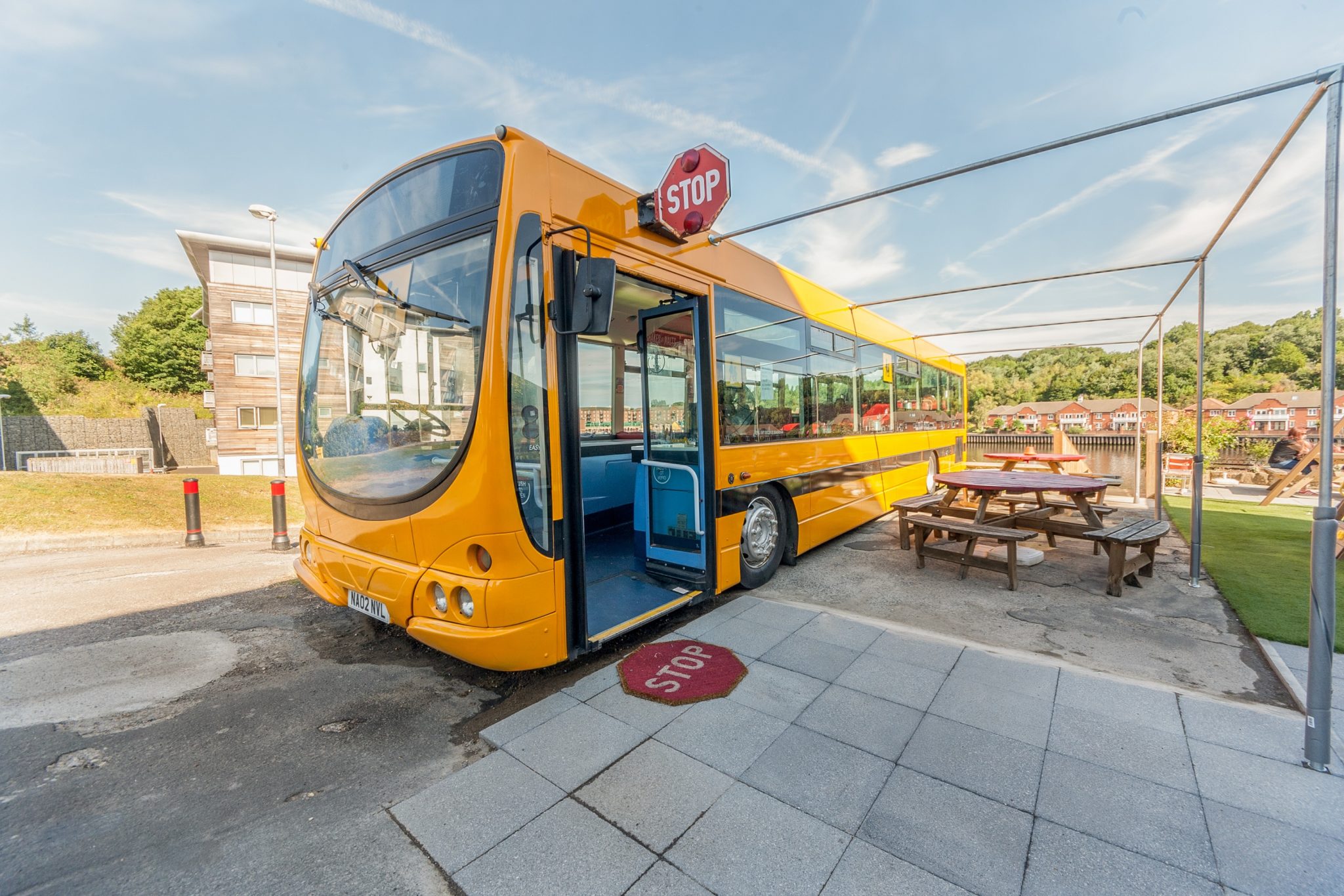 bus 20180718 V4G8408 Edit