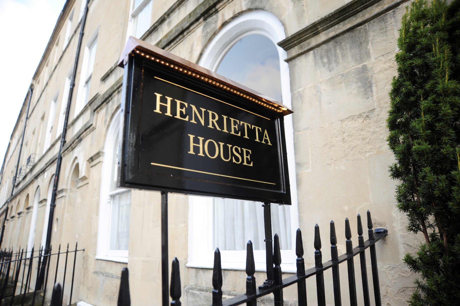 Henrietta clearance house bath