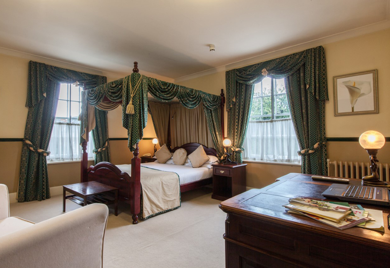 La Fleur de Lys Hotel in Dorset for sale at £1.4m