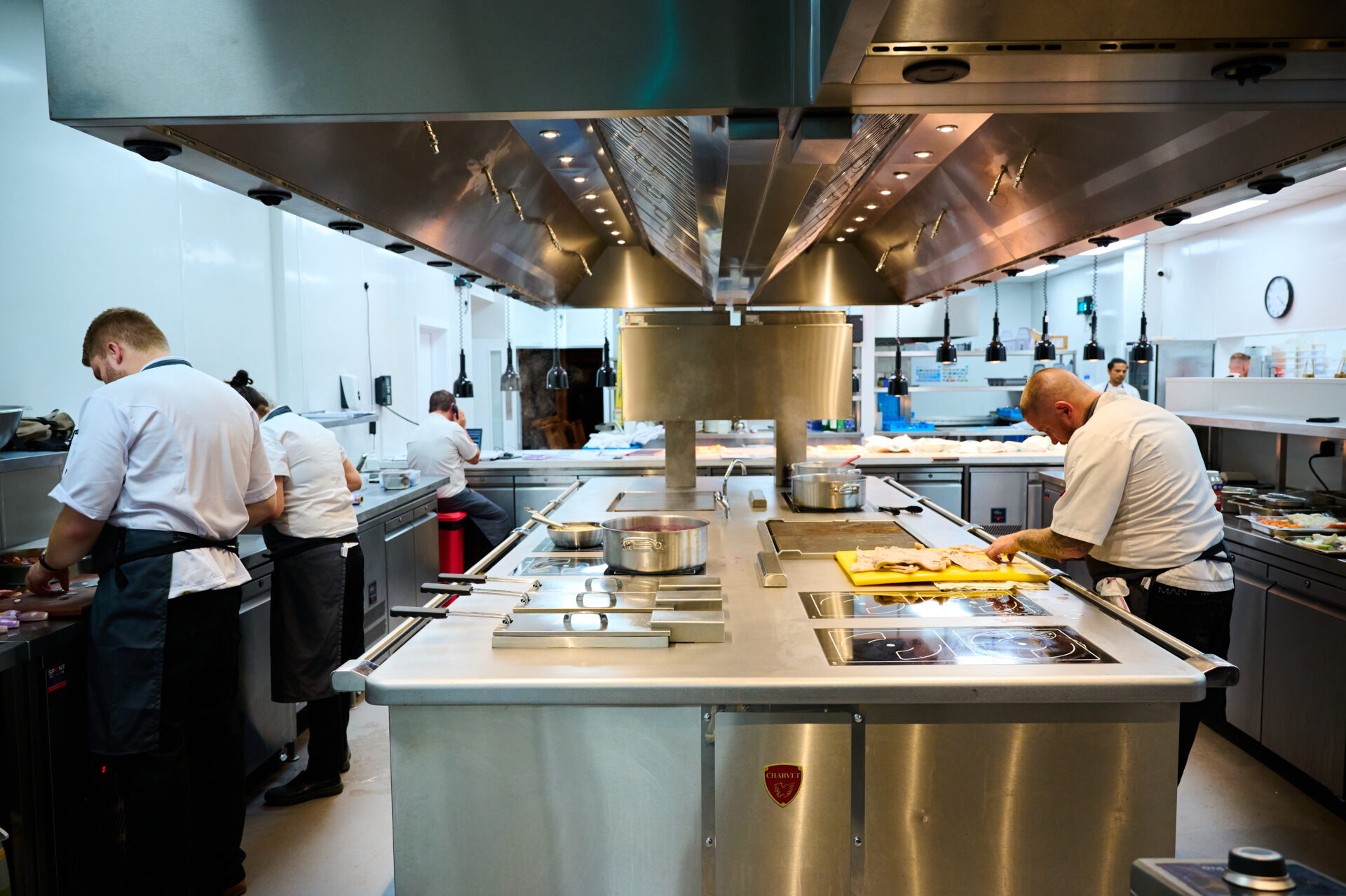 Sprint Group installs fivestar kitchen at Bovey Castle